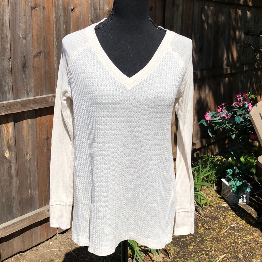 Maeve by Anthropology lightweight women’s top sweater size small